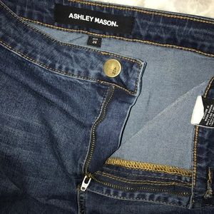 Ashley Mason High-Waisted Skinny Jeans
